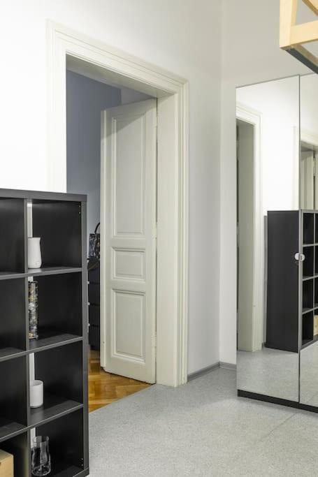 Prince Matyas Apartment Praha Exteriér fotografie
