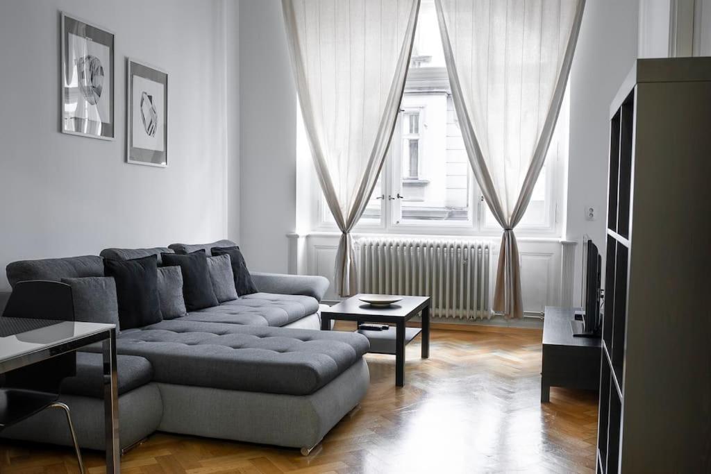 Prince Matyas Apartment Praha Exteriér fotografie